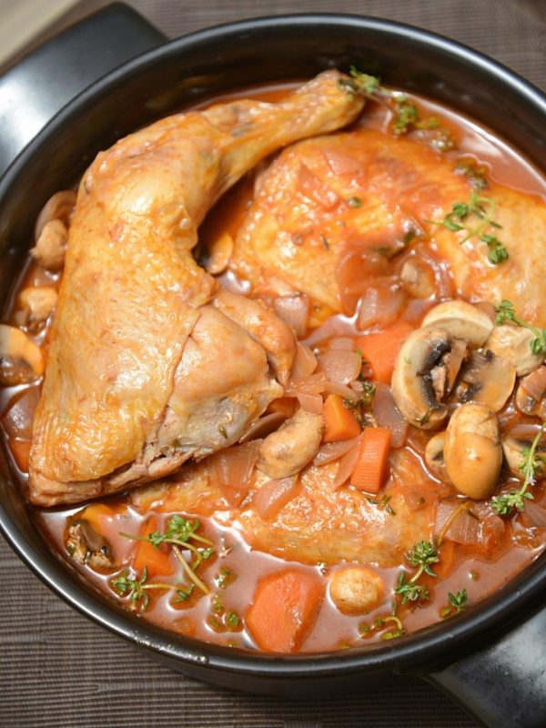 Coq Au Vin chicken in wine / pollo en vino The Spice Chica™